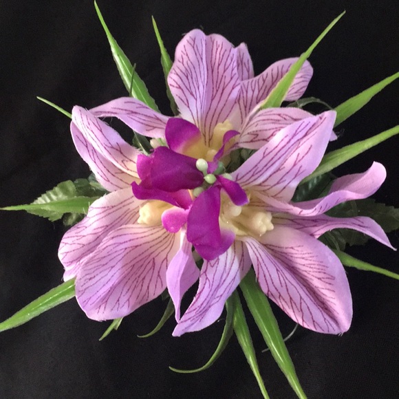 Accessories - 🆕🌺 orchid flower clip